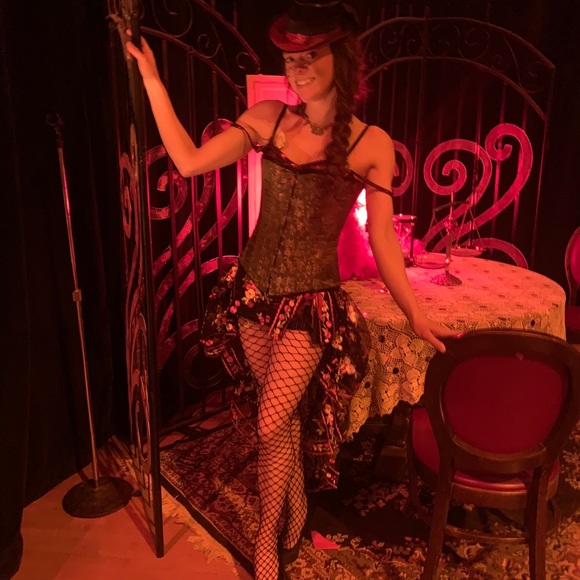 Meet your Posher, Misty - Picture 16 of 16